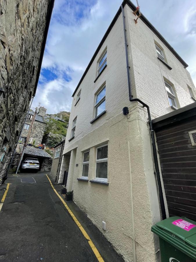 Flat 2, Ty Newydd Apartment Barmouth Exterior photo